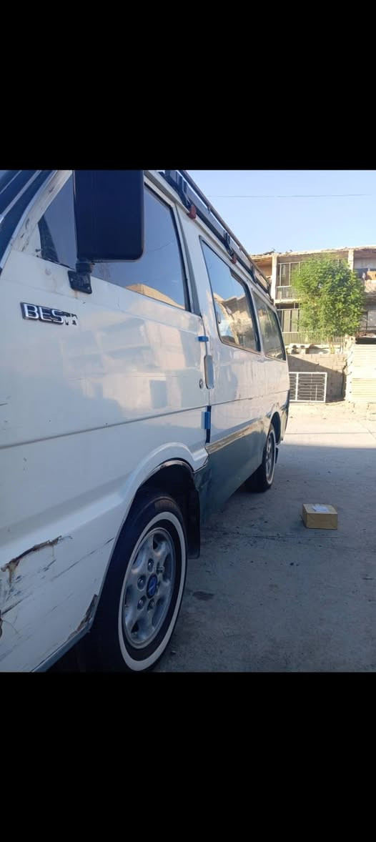 السلام عليكم كيه بسته موديل 94 كير محرك اكسل خير من الله حداديه نص عمر مصفره هيئه تاخذ صافي رقم بغداد الماني السعر ب 40 وبيهه مجال رقم للاتصال *********** مكاني بغداد حي الفرات قرب مطار بغداد
