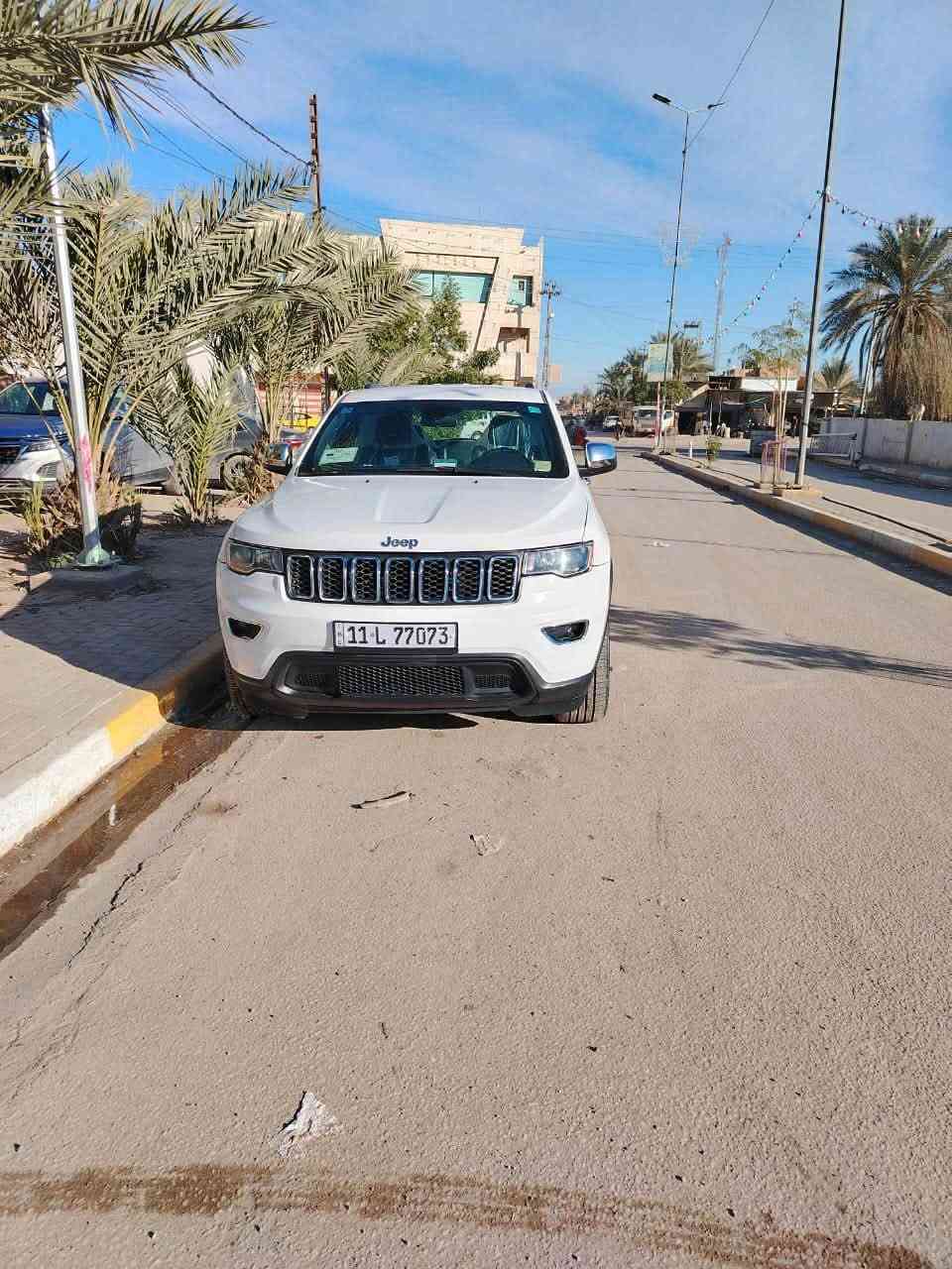 السلام عليكم 

للبيع جيب لاريدو 2019فول مواصفات ماعدا الفتحه 

1/بصمة تشغيل 
2/كشنات جلد 
3/اربعة أنظمة قياده 

4/كشنات كهرباء 

وبعد مواصفات الجيب المعروفه 

وارد امريكي ضررها /جاملغ وبنيد صبغ +صور الحادث مرفقه مع الصور 

ماشيه 61الف 

للبيع او مراوس ببرادو 22وجوه 

السعر /215$وبيه مجال للشراي 

مكاني بابل المسيب 

(ملاحظه اني مكلف بالنشر)
رقم صاحب السياره ***********

مكاني بابل المسيب
