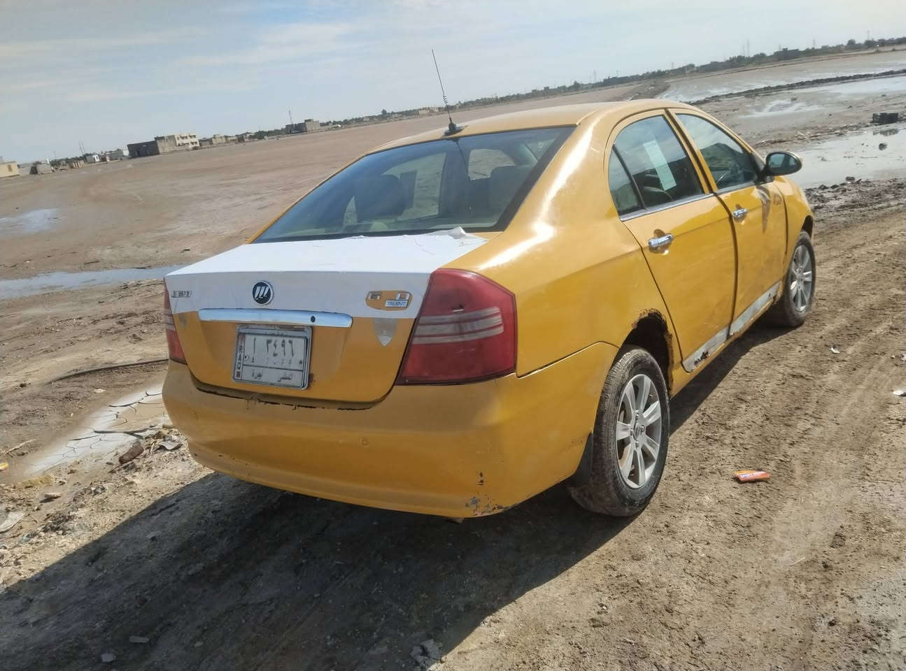 سلام عليكم سياره ليفان 2012لبيع محرك وكير كورله شرط جدد سنويه نافذه عنوان سماوه سوير ‏.سعر 25          ‪0780 679 6528‬‏
