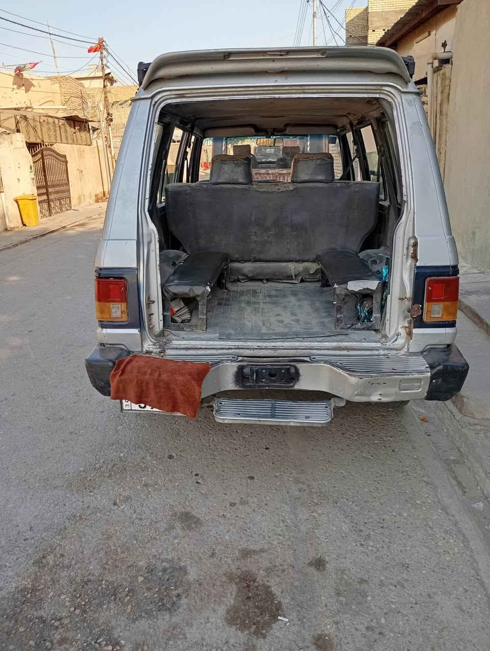 گالوبر 1992 مكينة ففتي ثنين ونص رقم انكليزي بغداد تحويل ثاني يوم بأسمي العنوان مدينة الصدر (***********)
