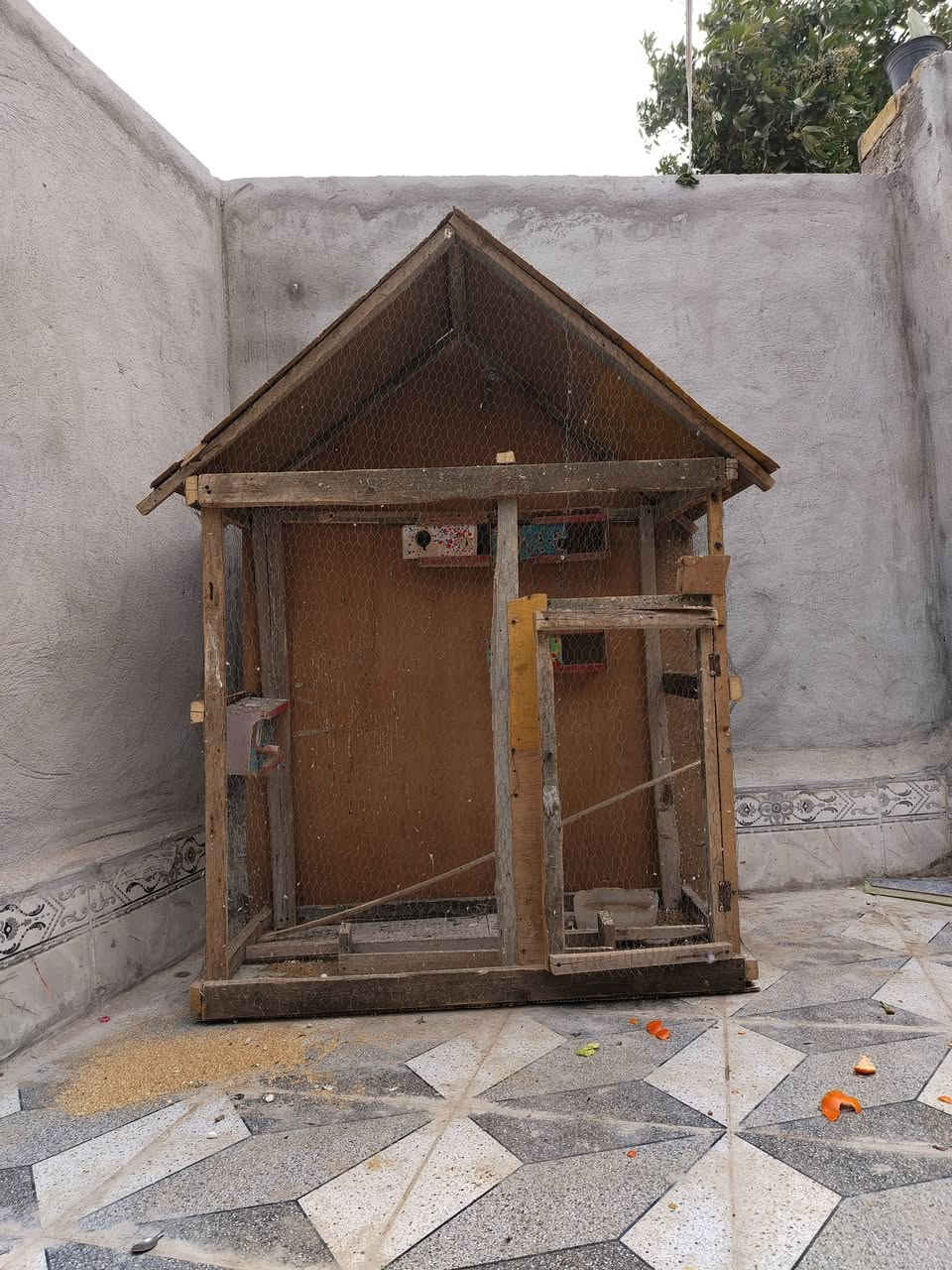 سلام عليكم
قفص للبيع نضيف مثلث مال طيور حب السعر 25 وبي مجال قليل هوه ولبيوت ولمعلف  الخاص مفتوح 🔓للستفسار


**إذا كنت صاحب هذا الإعلان وتريد حذفه لأي سبب، رجاءا أرسل رسالة إلى الدعم الفني**