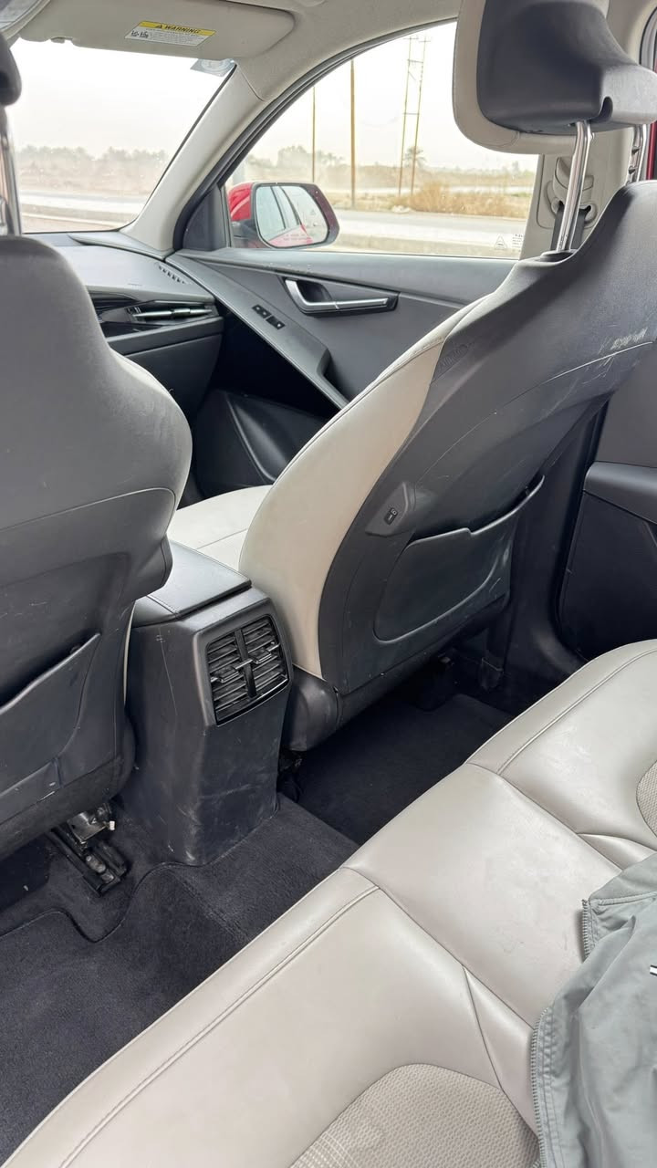 السلام عليكم ورحمة الله وبركاته
كيا نيرو موديل ٢٠٢٣ فول ماعدا  الفتحة
رقم بغداد تحويل ثاني يوم
ماشية ٥٢٠٠٠ الف وقابلة للزيادة
الحادث موضح بالصور
السعر ١٥٥ ورقة وبي مجال للشراي 
غير متواجد عالفيس
واتساب 
***********
