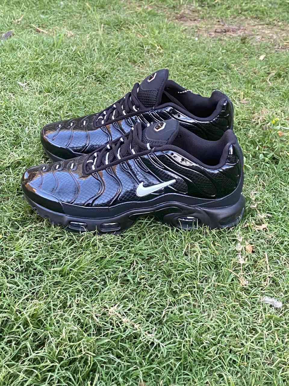 Nike Air Max Plus Black 
الحاله: جديده بحاله الوكاله
القياس: 41
السعر: 28


**إذا كنت صاحب هذا الإعلان وتريد حذفه لأي سبب، رجاءا أرسل رسالة إلى الدعم الفني**