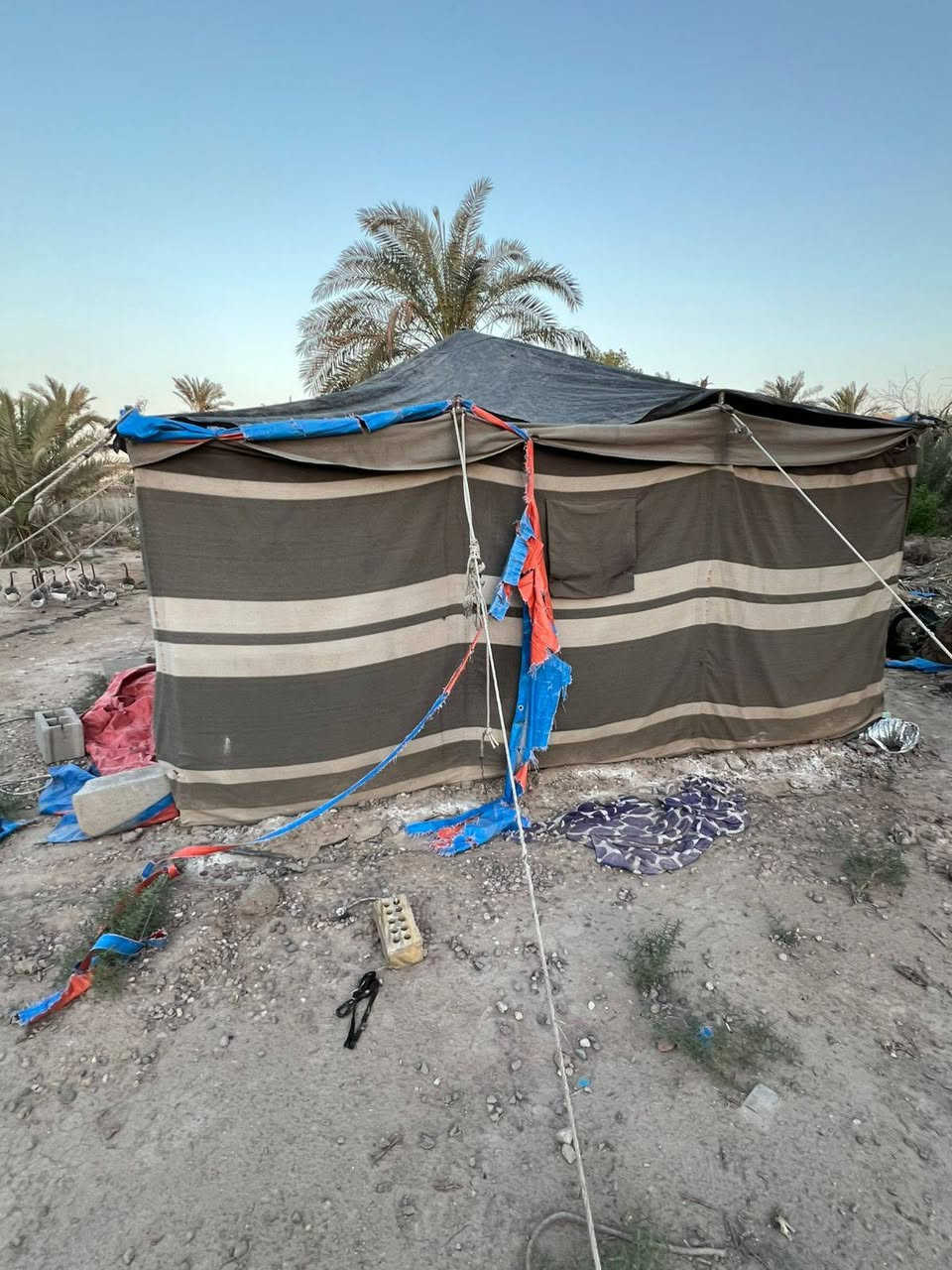 سلام عليكم خيمه طول بعرض 4*4 شركت مهدي الاسدي سعر 150 رقم الاستفسار ***********
