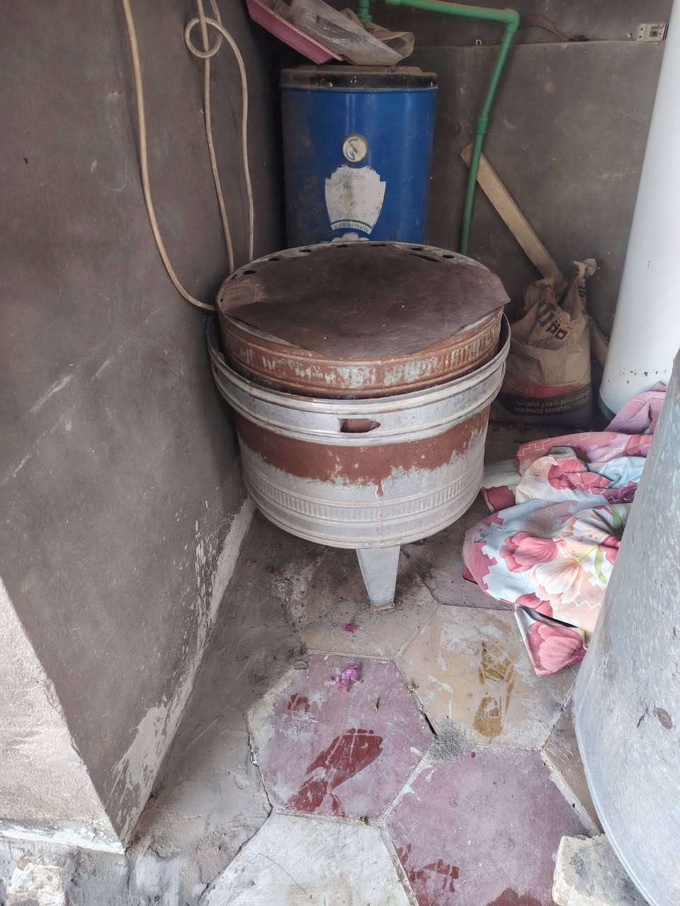 غراض للبيع كلمن وسعره المكان  سماوه سبعه نيسان


**إذا كنت صاحب هذا الإعلان وتريد حذفه لأي سبب، رجاءا أرسل رسالة إلى الدعم الفني**