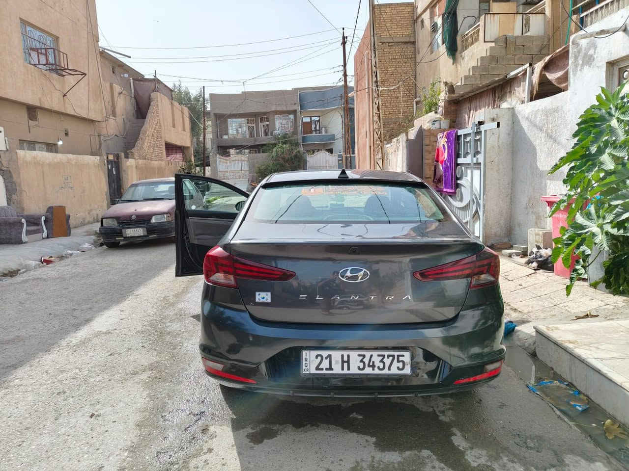 بسعر ماتشوفه بس بالاحلام

🚘 هيونداي إلنترا 2020 | نص فول 🚘

✅ الموديل: 2020
✅ المواصفات: نص فول
✅ الرقم: سليمانية (بأسمي)
✅ التحويل: تحويل أو وكالة (شرط)
✅ الحادث: موضح بالصور، بدون دواخل
✅ المحرك والگير: مكفولات
✅ السيارة: كاملة وما تحتاج أي مصاريف

💰 السعر: اكتب رقم 1

📍 الموقع: ديالى - بعقوبة

📞 للتواصل: ***********

🚗 #كراج عراقي | سوق السيارات الأول 🇮🇶
