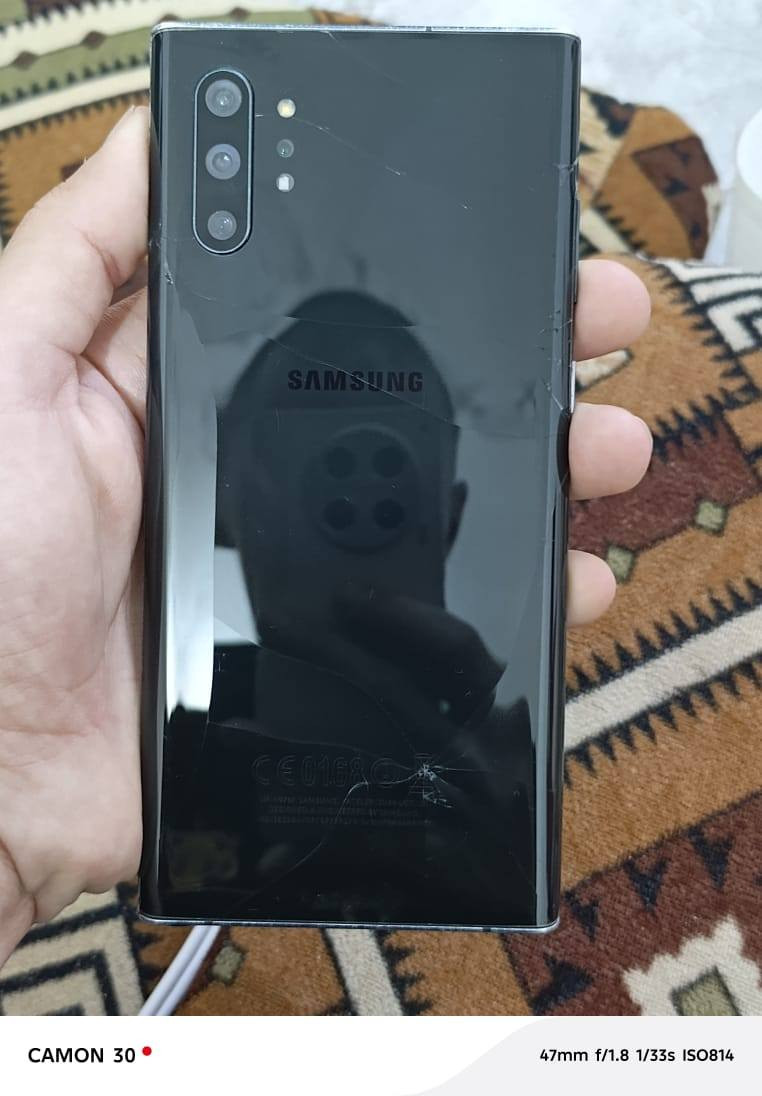 السلام عليكم
للبيع
سامسونك نوت10بلاس
SAMSUNG Note10+  
ابو القلم 
 دبل سيم كارت

موبايل على وضع الشركة 
بلادي 
ما مفتوح ولا برغي 
فقط الضهر مبدل 
وشغااال كامل

الذاكرة 256
العشوائية 12+ 8 =20
المعالج 👇🏻
هـ Exynos 9825
إكسينوس9825
تكنولوجيا 7 نانو 

البطارية4300
 منفذ الشحن تايـبـسـي

بصمة اصبع مدمجه بالشاشة
+بصمة وجهـ

الشاشة دايناميك اموليد
Dynamic AMOLED
دقة الشاشة 3040×1440 

سماعات ستيريو
 صوت عالي ونقي 

كامراته تخبل زلااال 

ويا حافضه عدد 2
موبايل مال جناي

فقط بي فطور 
جداً خفيفات
 بالظهر + بالكلاس 
جداً خفيفات 
ما مأثر على شي أبد 

(( السعر 135 قفل🔒 )) 
((♦السعر ثابت♦)) 
شراي اتصل 
 العنوان الرمادي 
هـ***********

