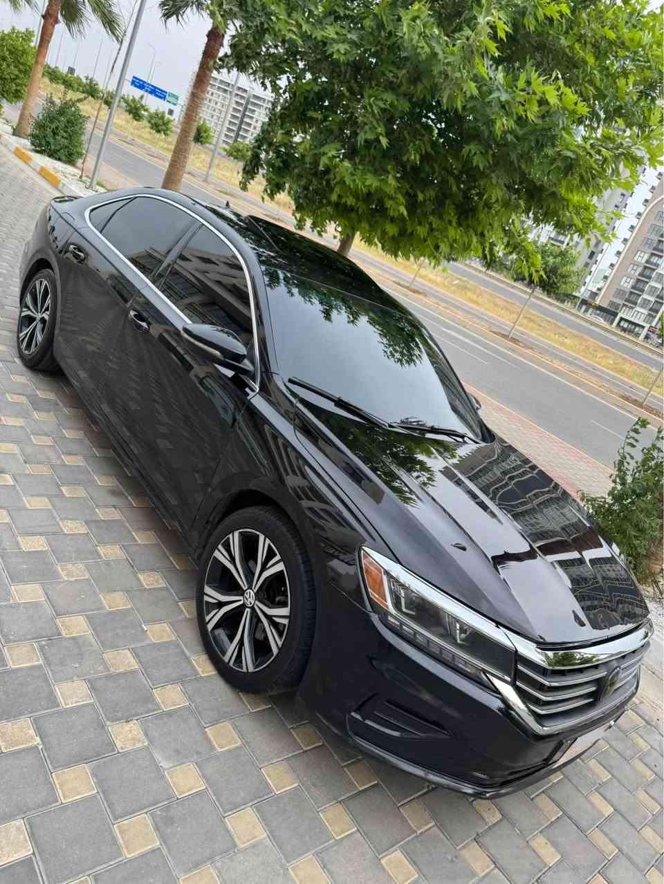 Passat 2021 
پاسات مۆدیل 2021 
فول مواسەفات مەکینە 20 تێربۆ 
چوار پارچەو نیو بۆیاغ بێ داخیلی 
لە کۆتا وێنە سۆنەرم  دامناوە
نرخ 138$ مەجال 
ژم.*********** أربيل, العراق
