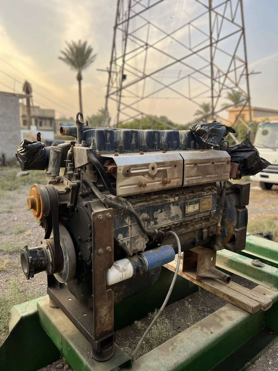 محرك شتاير 12 ولف شغالة بيها صوت بل مكينة رايدها 5 اوراق ونص وبيها مجال مكاني بغداد الشعلة بعد العلوة الحي الصناعي  ***********
