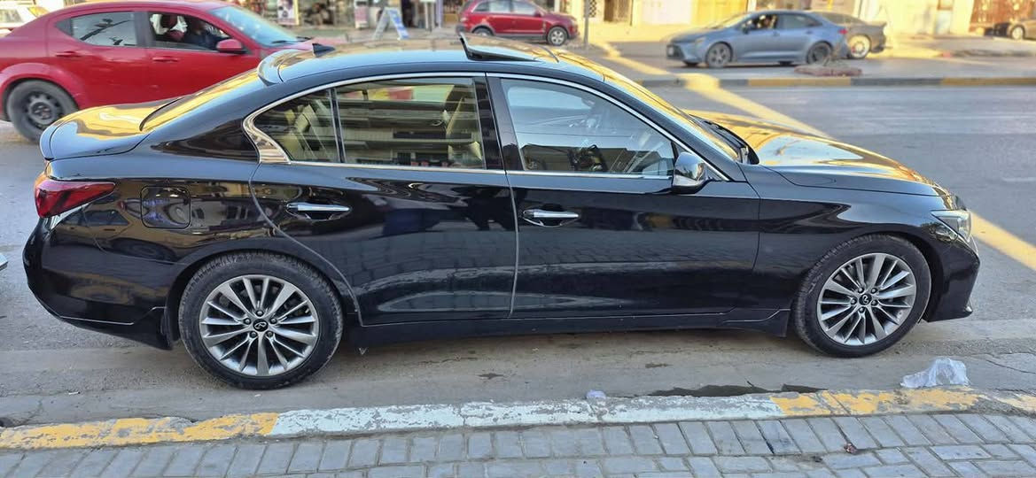 سلام عليكم

انفنتي Q50 /2023

فوووول مواصفات /

1-بصمة تشغيل +بصمة ابواب +دخول ذكي 

2-جام اوتو +uvعازل لاشعة الشمس بلاد

3-شاشة وسطية عدد2 

4-لايت +بك لايت led 

‏5-كشنات اماميه كهرباء +10حركات 

5-6وضعيات قيادة 

7-ستيرن 3وضعيات قيادة

8-داخل اسود

9-فتحت سقف 

10-مري جانبيه كهرباء 

11-محرك v6 3.0tt

‏12-كير 7سرعات 

13-سبايدر 

14-شفقه علا الجامه الخلفيه 

15-غلاف باتمان للمري الجانبيه 

16-تخم تاير جديد 

17- عليها صدر امامي + خلفي مبدل وكاله كله
ــــــــــــــــــــــــــــــــــــــــــــــ
الحادث /صور امريكا موجوده بل منشور ومبدل جاملغ وبنيد ودعاميه نفس اللون
ــــــــــــــــــــــــــــــــــــــــــــــــــــــــ
السعر/195وبيها مجال السياره بسمي رقم بغداد

للستفسار /***********
***********
