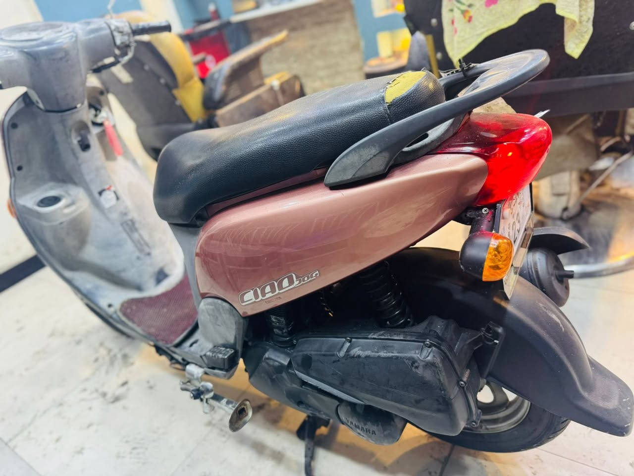 سلام عليكم شباب فله حلوه نضيفه مثل ما شايفهه بصوره دراجه كلهه بلاديه كفر مكينه كهربايات شقاله وكفوله سعر مليون 100 بكاني مدينه الصدر ***********
