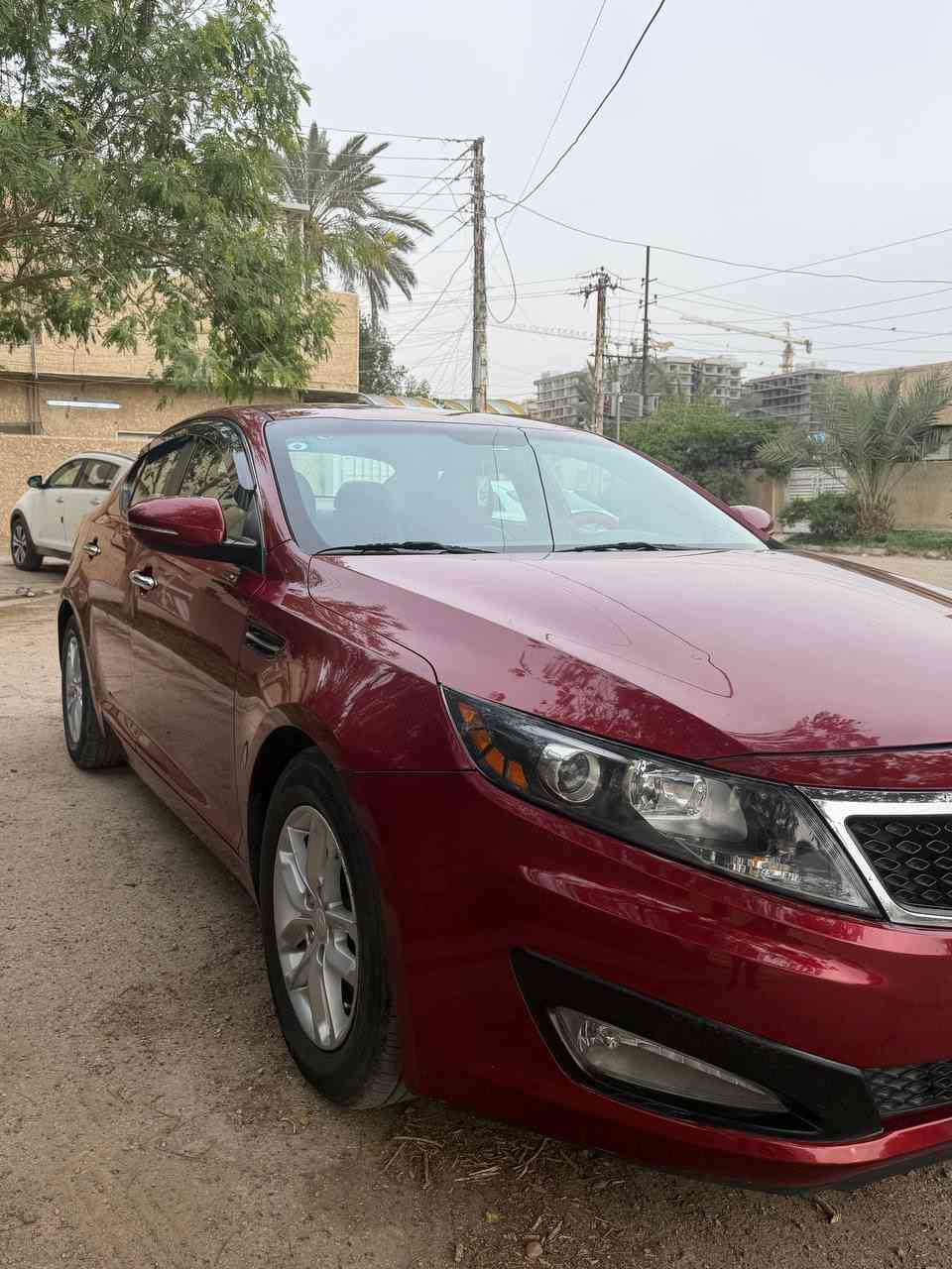 كيا اوبتيما موديل 2013 وارد أمريكي 
محرك 2400 GDI 
رقم بغداد بأسمي 
ماشية 130 الف 
كشن كهرباء 
 وضعيات قيادة 
فول تحكم ستيرن 
شاشه كبيرة 
شاشه اعطال 
اشاير بالمري
كامرة دوارة 
حساس خلفي 
شاصي ولغد وحوض مكفول 
بيها صبغ نص الجاملغ وقبغ الجنطة بدون دواخل 
ايرباكات كلها سليمه ولا كلوب مشتغل بالدشبول 
كير ومحرك وحدادية مكفولة 
السعر 116 وبيها مجال 
***********
حي الجهاد الضباط
