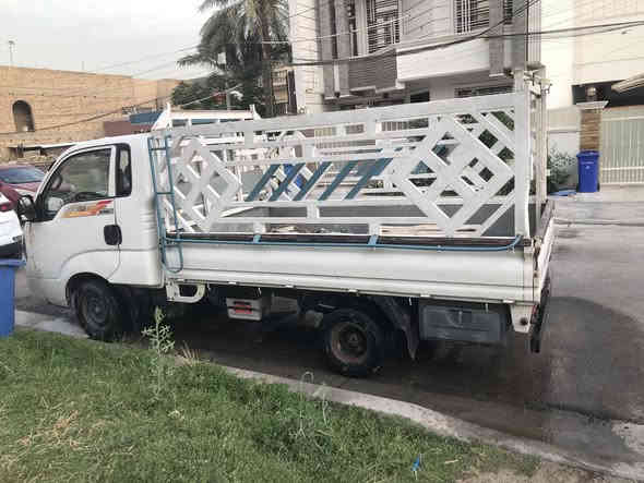 سلام عليكم كيا حمل للبيع موديل ٢٠١٥ رقم بغداد بسمي سيارة جاهزة للعمل تبريد شغال تخم تاير سعر ١٠٥ بغداد حي الخظراء ***********
