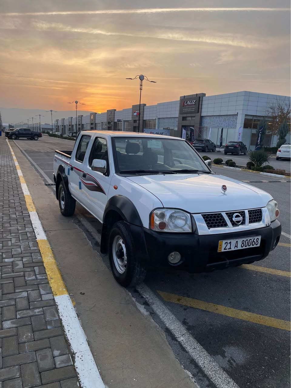 نيسان ٢٠١٢
بى بوياغ يه ك كارتى بجوكى هه يه
ده بل اكسل
ناو سوور
سه نه وى ره قم تازه يه 
مه كينه ى نه كراوه ته وه به شه رت اكسل و ده بل اكسل هه مووى به شه رت بى نوقسانيه 

سعر ١٦٧ ورقه كه ميك معامه له

*********** السليمانية, العراق
