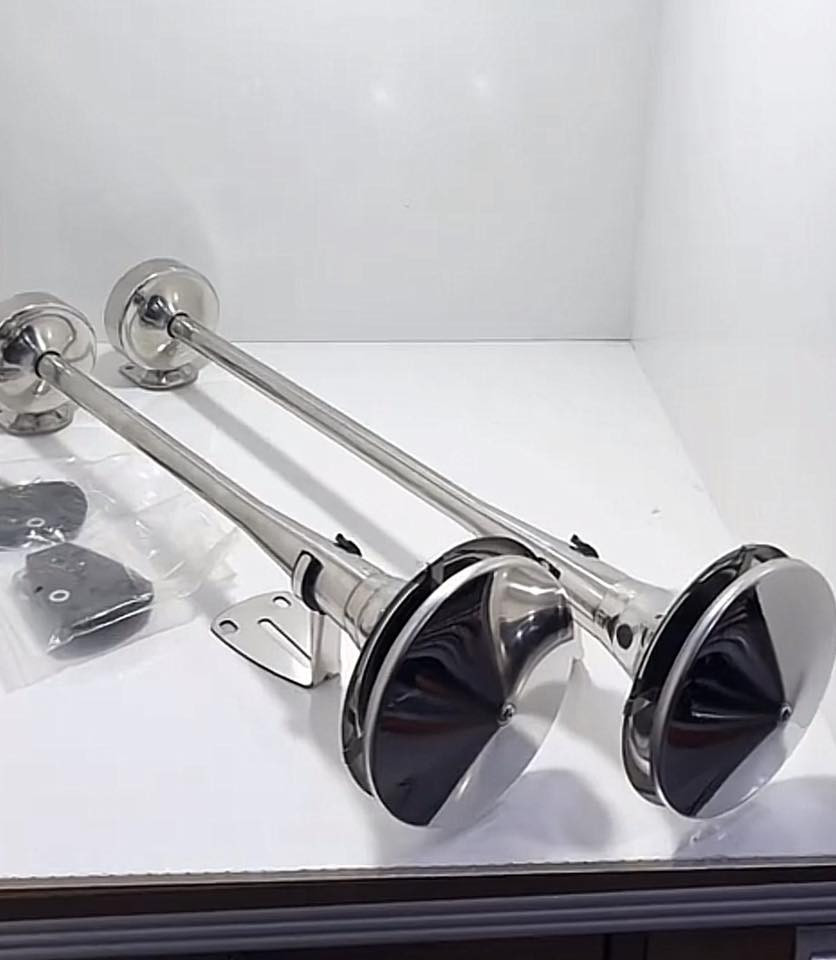 للبیع هورن باخرة الماني 🇩🇪مال اکتروز او مال اتیکو  توصيل موجود ***********-***********
