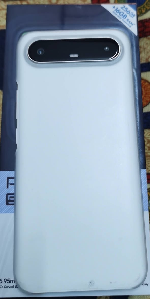 السلام عليكم ورحمة الله وبركاته
موبايل تكنو نوفا سلم الجهاز الرفيع الذاكرة ٢٥٦ والرام 8+5 والكاميرا ٥٠ ميكا بكسل الجهاز نضيف اخو الجديد وكل غراضه وياه للبيع بسعر ٢٥٠ الف وبيها مجال للشراي


**إذا كنت صاحب هذا الإعلان وتريد حذفه لأي سبب، رجاءا أرسل رسالة إلى الدعم الفني**