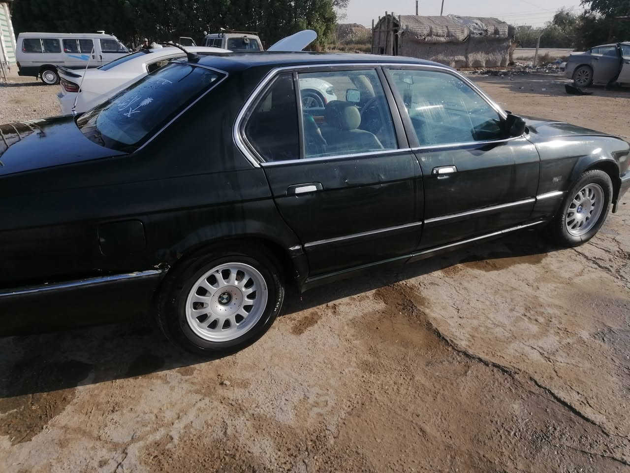 بي ام دبليو
موديل ١٩٩١
6 سلندر
محرك مفتوح 3500
كير اوتماتيك
كير ومكينه مكفولات
راعيها الشرعي موجود
سعرها 30 وبيها مجال
للاتصال ***********
