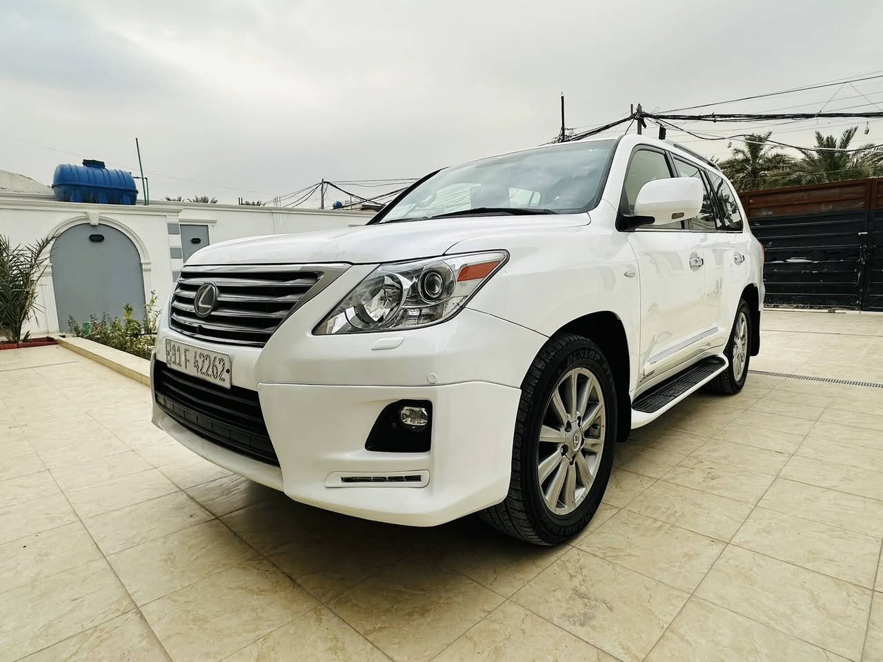 سلام عليكم لكزز البيع موديل 2011
السونار مالتها مرفق ويا المنشور 
سياره كفاله عامه عده الباب الخلق صدر 
السعر278 وبها مجال جدن قليل ماكو هيج سعر وكفاله مواصفات وبريم بل خير الصير من نصيبه
صبغ ونص الجاملق الخلفي فقط 
شرط تراي زيرو وضع شركه 
سياره بريم اصل 
معروفه موصفات الكزز 
العنوان بغداد الدوره البعيثه 
***********
