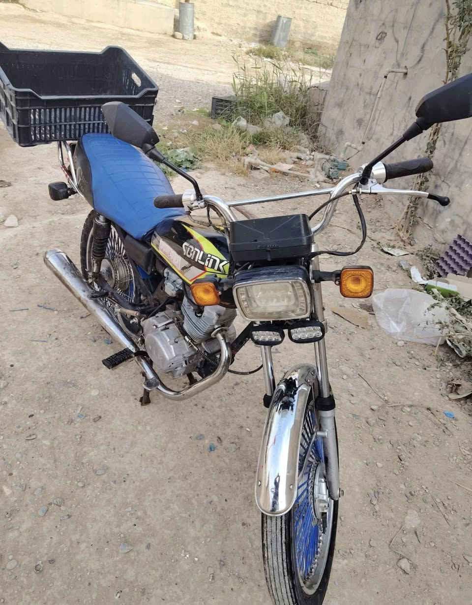 السلام عليكم دراجه البيع ٢٥٠او مراوس حسب قناعه ***********
