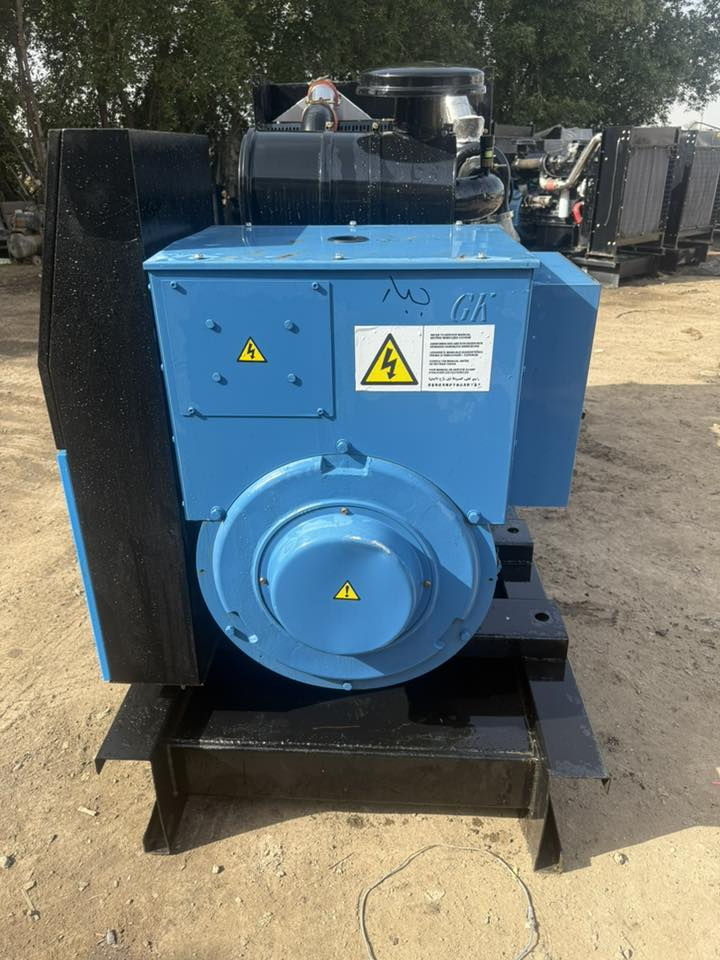 سلام عليكم ورحمة وبركاته تم وصول مولدات كمنزات امريكي اصلي ٦ سلندر سوبر ٣٠٠ كيفي و ٢٥٠ كيفي و ٢٠٠ كيفي ١٥٠ كيفي ابلادي لأصرف ولا بخار تشغيل جهاز برودكشن اتو نضام حمايه كامل عنوان بغداد رقم الهاتف *********** بي وتساب
