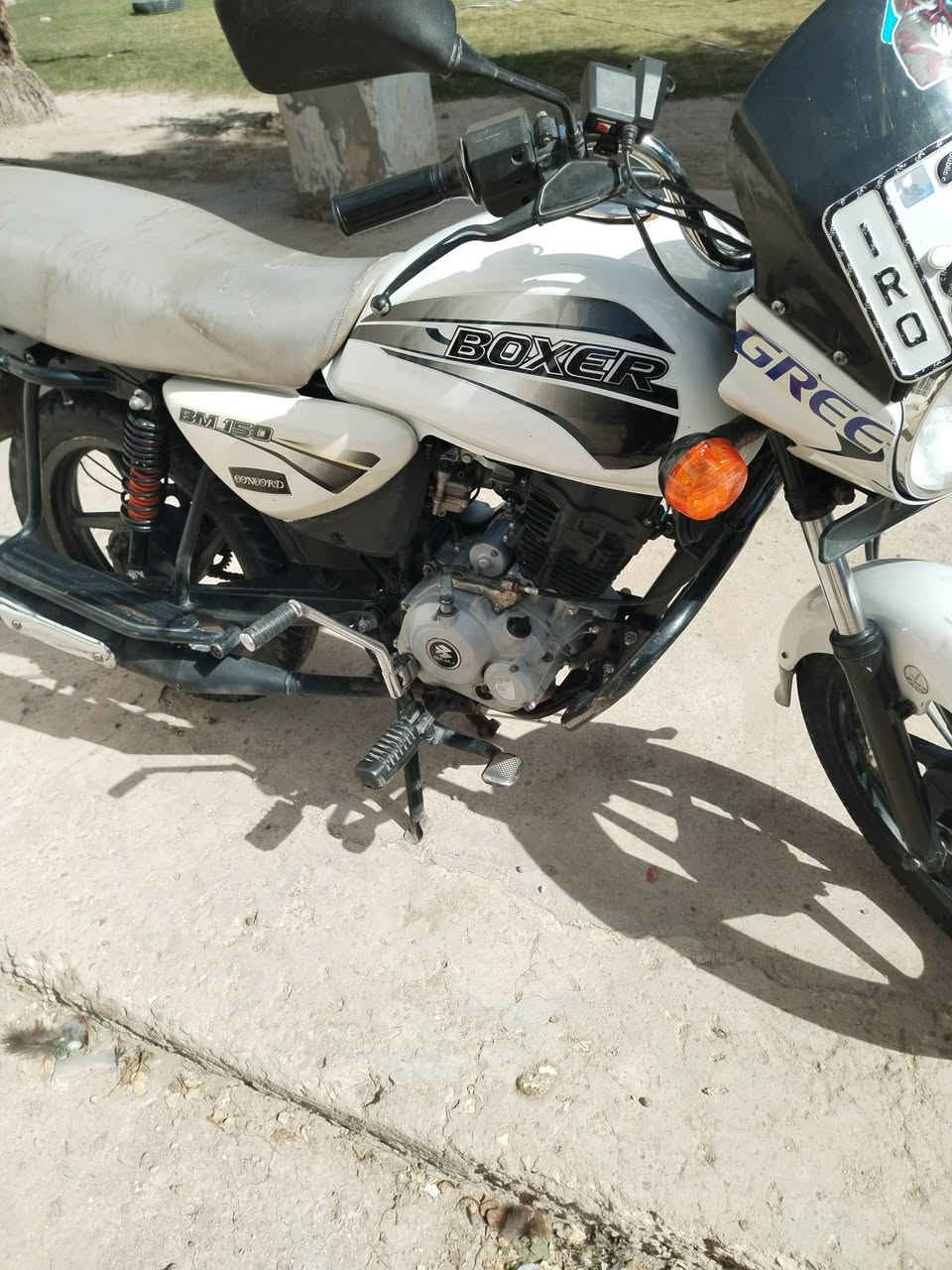 السلام عليكم دراجة بوكسر مديل ٢١ مرقمه سعره مليون ٦٠٠ وبيه مجال موجود بغداد المنصور ***********
