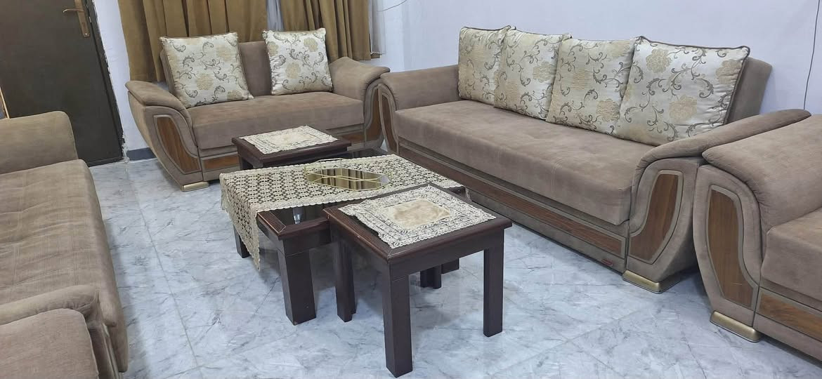 غراض بيت مكلفه بنشر  اني ‭***********‬
رقم صاحب الغراض مكانه ابو غريب
