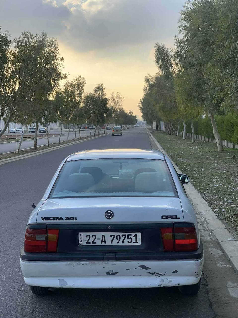 ئۆپڵ مۆدێل ٩١
مەکینە٢٠ گێر عادی
گێرومەکینە بەشەرت
جەمپێکی زۆر خەفیفی پێشی هەیە بەبێ ناوگرتن
تابڵێی خاوێنە وەسفی ناوێت
تەحویل خرامە بەشەرت
وەکالەش دەکەم
سعری ٣٦ وەرەقەو معامەلەیە
***********
واتس ئاپی لەسەرە أربيل, العراق
