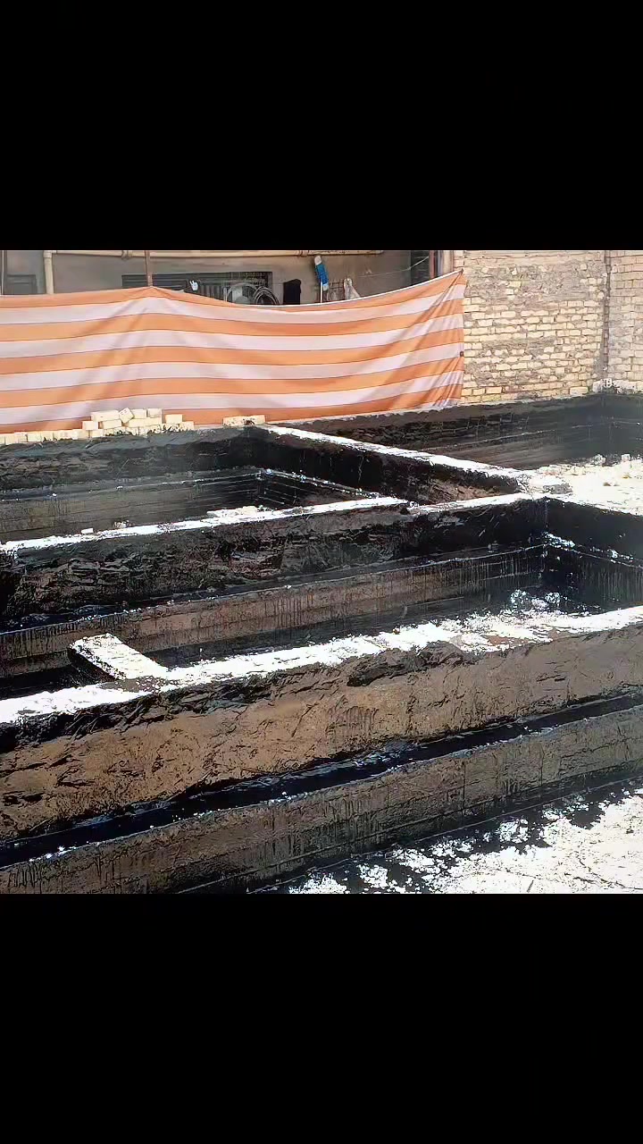 لتجير السطوح ولاسأسأت سعر البرميل كرسته وعمل 65 درجه اولى ودرجه ثانيه السعر 55 رقمي ***********
