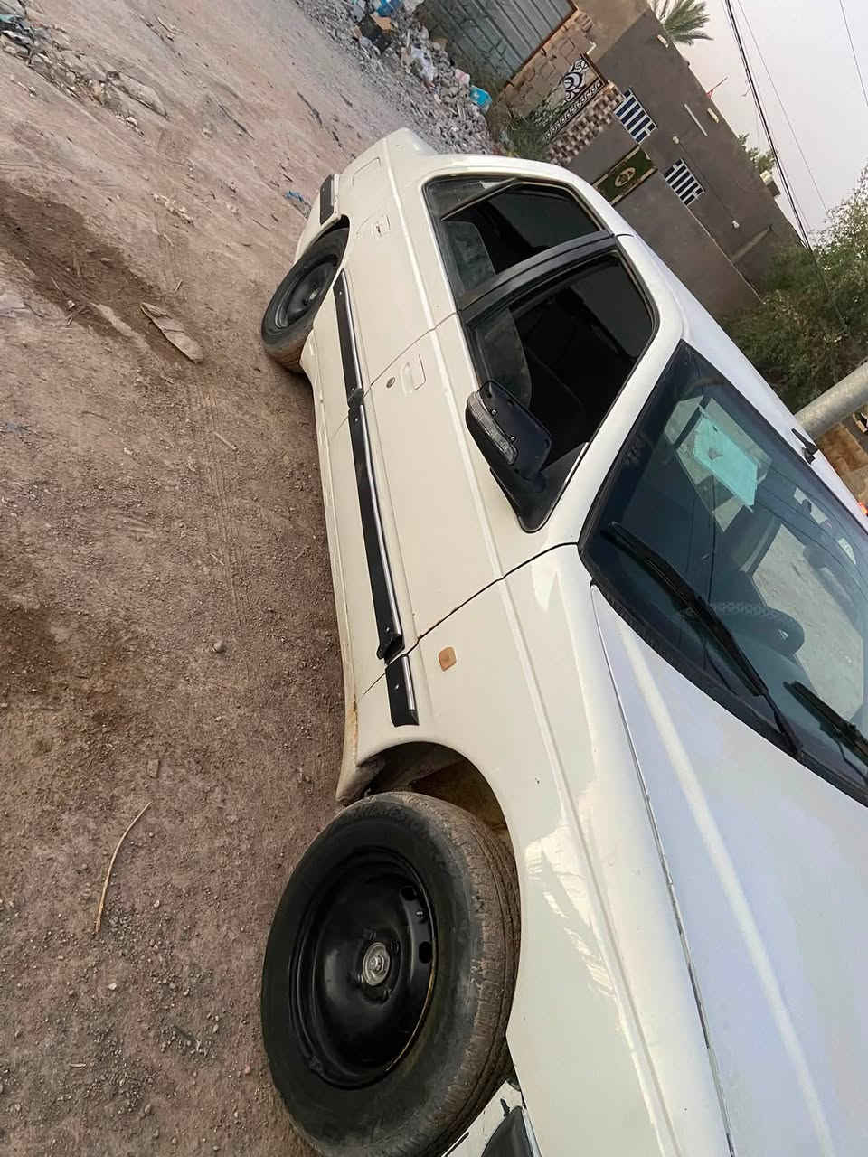 بيجو باص مديل 14سنويه لحد 2029حداديه جديده كهربايات كلهه شغاله كير ومحرك مكفولات فرنسي تخم تواير جديد لا صبغ ولا ضربه عابره مكفوله سعر 34وبيهه مجال بصيط ***********
