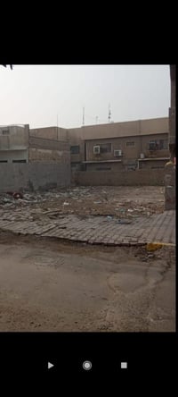 أرض تجارية • ٣٠٠م • الجمعية