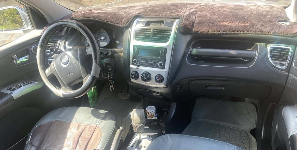 كيا سبورتج ٢٠٠٩ كوري مكفولة من اي حادث  بيها جراد بسيط  مكينة ٢٠٠٠ دوش السيارة باسمي  صار ٣ سنوات عندي تبريد شغال تخم تاير جديد.  الرقم بغداد العنوان بابل - المحاويل السعر ١١٥$ التواصل على الرقم ***********
