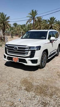 لاندكروز GXR • ٢٠٢٤ • مرقمه بغداد