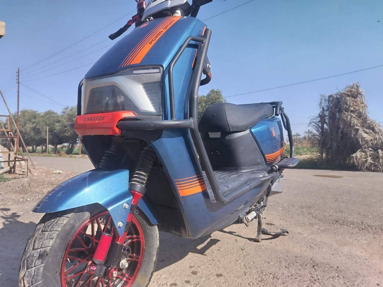 السلام عليكم ورحمة الله وبركاتة 
يوجد ماطور للبيع بعده اخو الجديد مكفول من كلشي تجي تفحص بيدك بسعر 650 الف وبيه مجال بسيط 
***********
