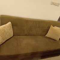 تخم قنفات تركي ماركه نظيف جدآ ٧ مقاعد هيكل حديد سبرنك ظهر والمقعد وطبل...