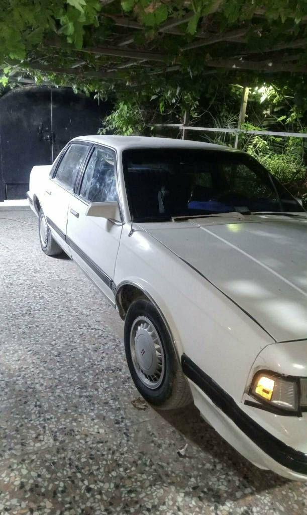 اولدز موديل 1990 رقم بغداد الدولي مداور ثاني يوم كير ومحرك كفاله السعر 35 أو مراوس حسب القناعه مكان الديوانية البدير *********** النجف, العراق
