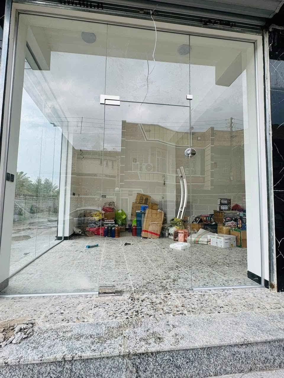نصير الزهيري للزجاج وجهات وأبواب  الكهربية  والمنيوم خصم بس بأجر سبت ***********
***********
