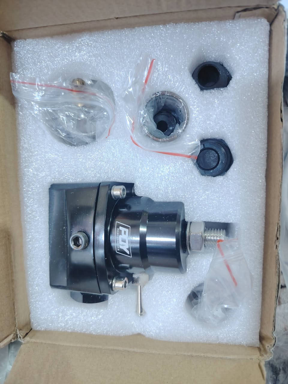السلام عليكم 
للبيع منظم ضغط الوقود الرياضي (Fuel Pressure Regulator) القابل للتعديل من شركة PQY Performance


**إذا كنت صاحب هذا الإعلان وتريد حذفه لأي سبب، رجاءا أرسل رسالة إلى الدعم الفني**