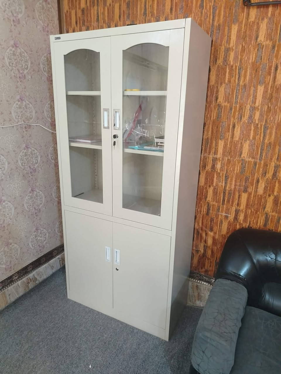 اغراض جديد غير ثلاجه طباخ ميز لوكر مستعمل ملاعيب طفال الاسعار  منسب استفسار على خاص او لاتصل ***********
