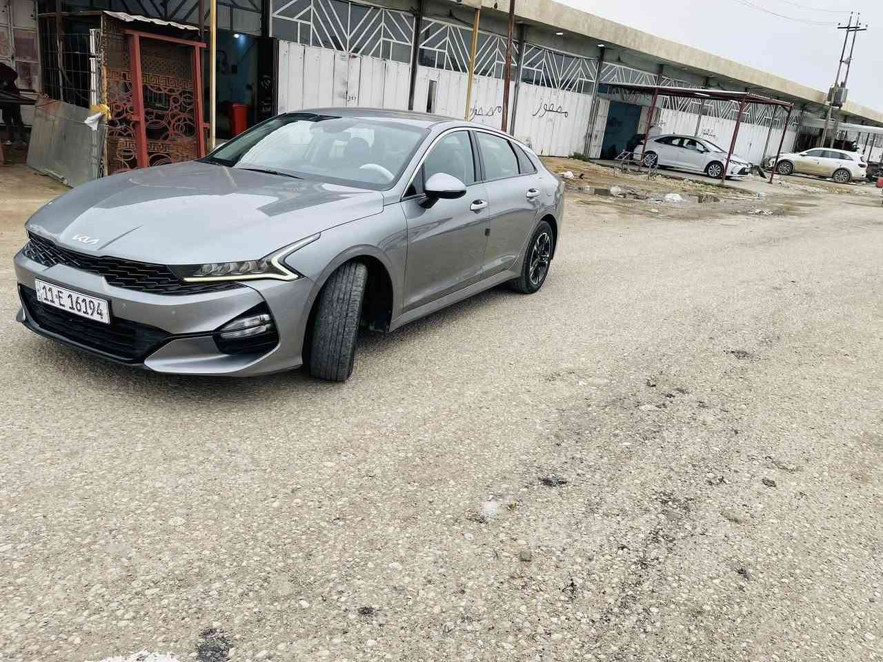 السلام عليكم
K52023 وارد كوري غاز اصل  مرقم بغداد باسمي تحويل ثاني يوم حادث السياره بدون دواخل السونار مرفق معه الصور  
شاشه تاب هندبيرك بصمه تحكم استيرن سياره جديده مكينه وكير صدر جاهزه مابيه اي نقص 
كشنات الامامي تدفىة
*********** مكان واسط
