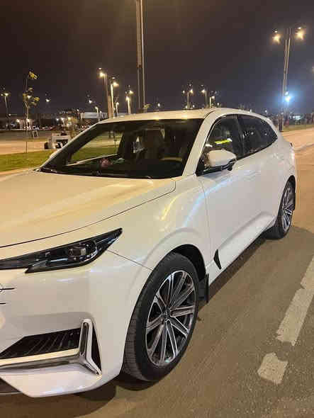 شانجان يوني كي فووول موديل 24 سياره كفاله مغلفه بي بي اف كشنات مغلفه ارضية مغلفه دوسات كهربائيه شاشات رقم مميز السياره اقصاد باقي عليه تقريباً 14 شهر ابيع نقد واني اسدد سعره 32 
***********
