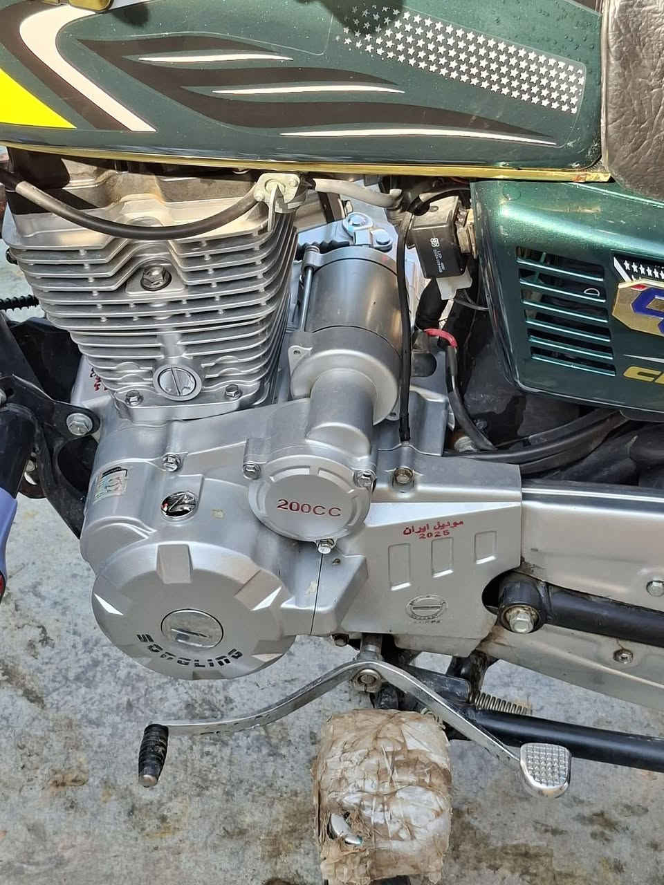 سلام عليكم
دراجه سيفان 2025 مكفوله مابيه نقص برغي 

 سعر 800 وبيها مجال شي قليل

المكان الخالص ناحيت دار السلام
الرقم
***********
