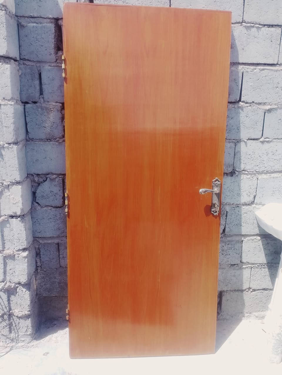 عندي أبواب صاج أحطاطه ثقيل درجة أولى كامل مع الكيلون وصبغ جديد للبيع أرتفاع مترين و 30 سم العدد 3،، سعر الباب الواحد 75 ألف،، ***********،، *********** أبو غريب
