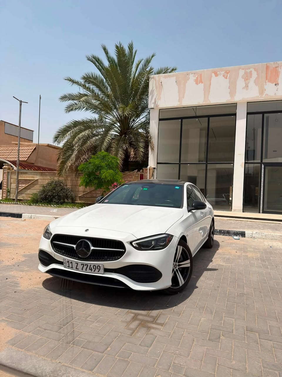 مرسيدس c300 للبيع فقط
وارد امريكي السياره ماشيه 47 الف ميل
بجم كبس 
حادثها خلفي تبديل قبق الصندوق مبدل بلادي+ قطعتين كلير بدون معجون او ضربه من امريكا 
مغلفه ppf بجم فقط 
مواصفات السياره : 
• فتحة 
• ⁠داخل 64 لون
• ⁠كشنات جلد + تحكم كامل + تدفئه+كشنات خزن
• شاشه كبيره
• ⁠تحكم سيترن كامل 
• ⁠صندوق كهرباء 
• ⁠حساسات 360 درجة
• ⁠كامرات خلفيه + اماميه 
• ⁠نقاط عمياء 
• ⁠وبقيه الموصفات المرسيدس معروفه
• ⁠السياره رقم بغداد ب أسمي السياره كلش جديده وجاهزه من كلشي سيرفس كامل بدون اي نقص السياره جديده وجاهزه من كلشي 
• ⁠سعر السياره 293 وبيها مجال مكان السياره بصره حي الخضراء 
• ⁠للاستفسار اكثر  : ***********

