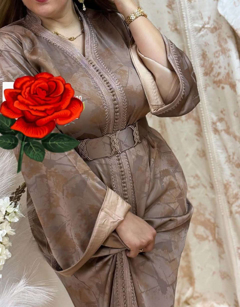 الجديد دائمًا 

قفطان هماوي مخدوم بأجود أنواع توب الكمخة كليتي، طووووب كمخة حرير طايح ✨

قفطان أنيق للأفراح والمناسبات، تألقي سيدتي 👗👑

شي حاجة ديال لحظور 👀

طاي: M L XL 2XL 📏

تمن جد مناسب مقارنة مع الجودة 💰 فاس, المغرب


**إذا كنت صاحب هذا الإعلان وتريد حذفه لأي سبب، رجاءا أرسل رسالة إلى الدعم الفني**