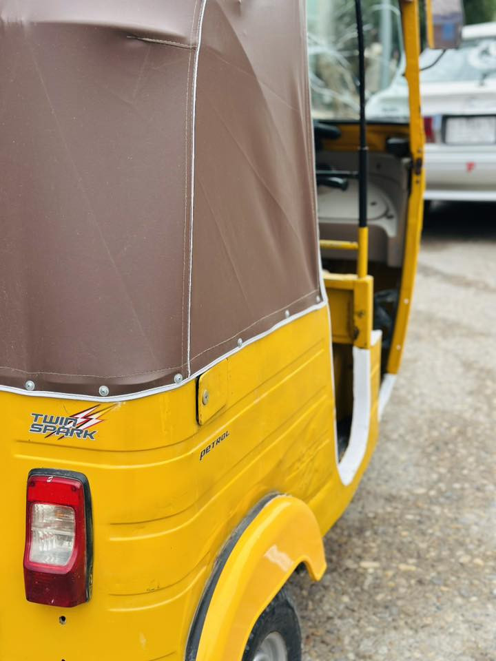 تكتك 2018شهر 12تاخله 2019تكتك جاهزه لا صبغ ولا معجون تكتك حلوه حيل وراق وكيله شاكر سعر 3700وبيه مجال خابر وتدال مكاني المجر ***********
