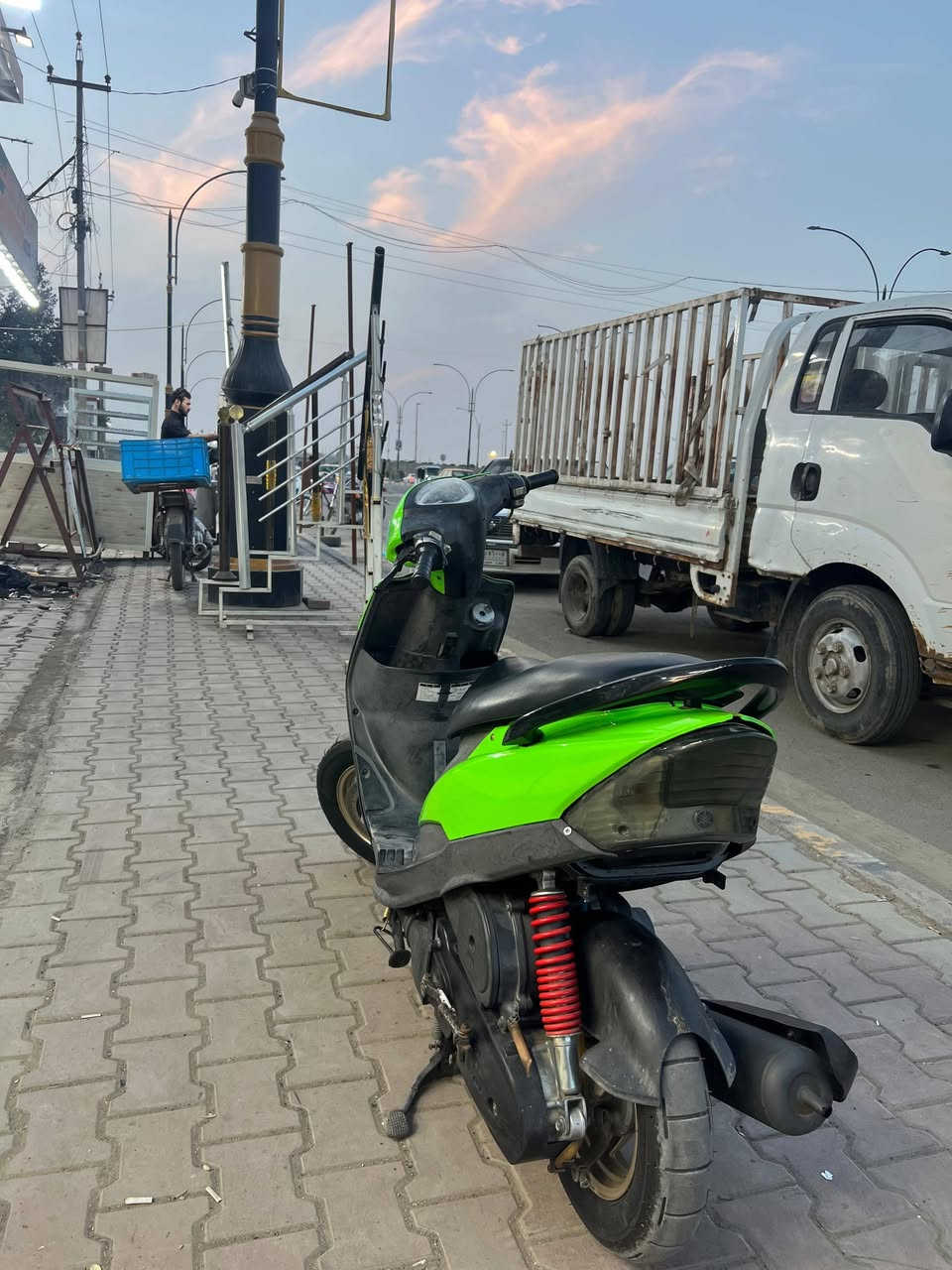 سلام عليكم
ماكس عدله
بلاديه بس الگفر مصبوغ
ويل نجمه بلادي + صدر بلادي + شيال بلاديات
مليون وبيها مجال
***********
