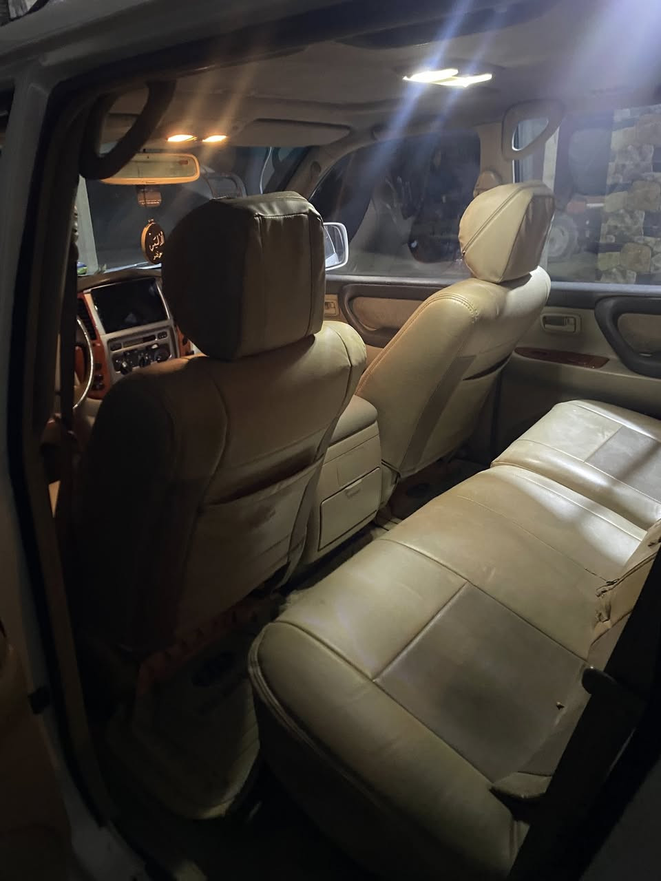 سلام عليكم
لاندكروز مونيكا 2007 خليجي فول فتحة صبغ حزام فقط اثر الخط بدون حادث بدون تبديل مكانهة بغداد سيارة مزاد وكاملة معاملتهة فقط تدفع رسوم وترقم 
السعر 145 ورقة وبيهة مجال استفسار اكثر خاص او واتساب 
***********
واتساب
