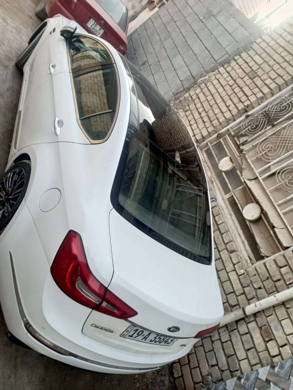 السلام عليكم كيا كادنزه موديل 16 وارد امريكي بسمي فوووول الفول ميحتاج اذكر ماكو شي مموجود بيها مصبوغة حزام حادث امريكا بجم ماواصل لا لغد لاشاصي وبالعراق جاملغ خلفي وباب سعرها 114 مكاني كربلاء 
***********
