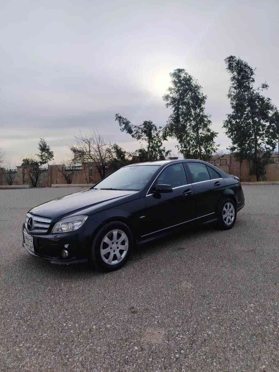 مارسيديس بينز سى ٢٥٠  / ٢٠٠٩   / دووپارچه بؤياغ بئ ناوگرتن. هةموو گيانى بةشةرت. گؤرينةوةش ئةكةم  نرخى ٨٥$ گةلاو موعامةله.  
*********** 
*********** أربيل, العراق
