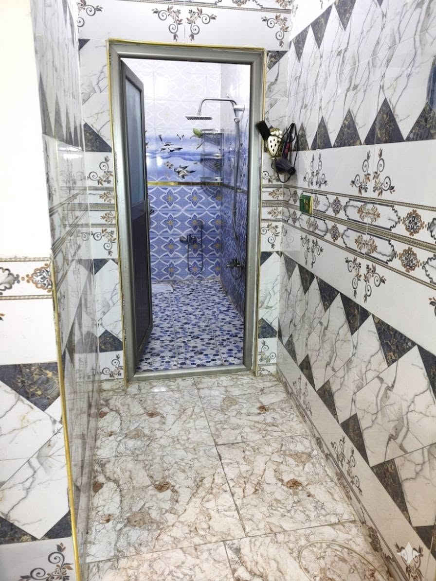 بيت للبيع طابو زراعي بالجماعه فرع الجينكو الي بي صوره مقابيل المستشفى العراقي الاهلي كلش قريب عن الشارع  بيت ١٠٠م طابق واحد بناء طابوگ والسقف صب بناء حديث  مرقم ومشمول بالتطويب السعر 65 وبي مجال للشراي ***********
